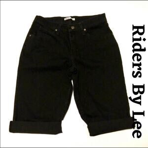 EUC Riders by Lee Raw Hem Cutoff Capri Jeans